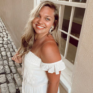 Meet your Posher, Alana